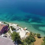 Sanja * Podglavica