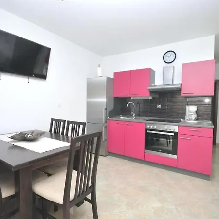 Sanja Apartamento Podglavica