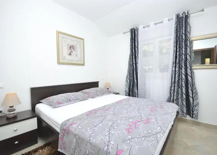 Apartament Sanja *